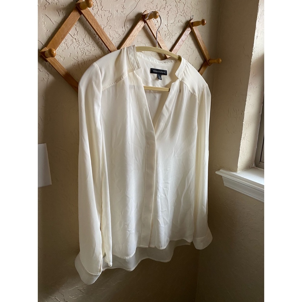⋒ BR blouse